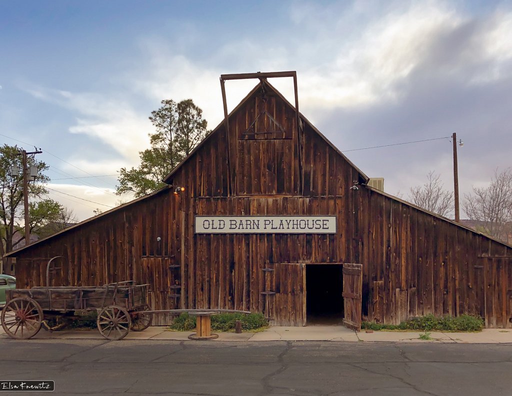 Old Barn Playhouse